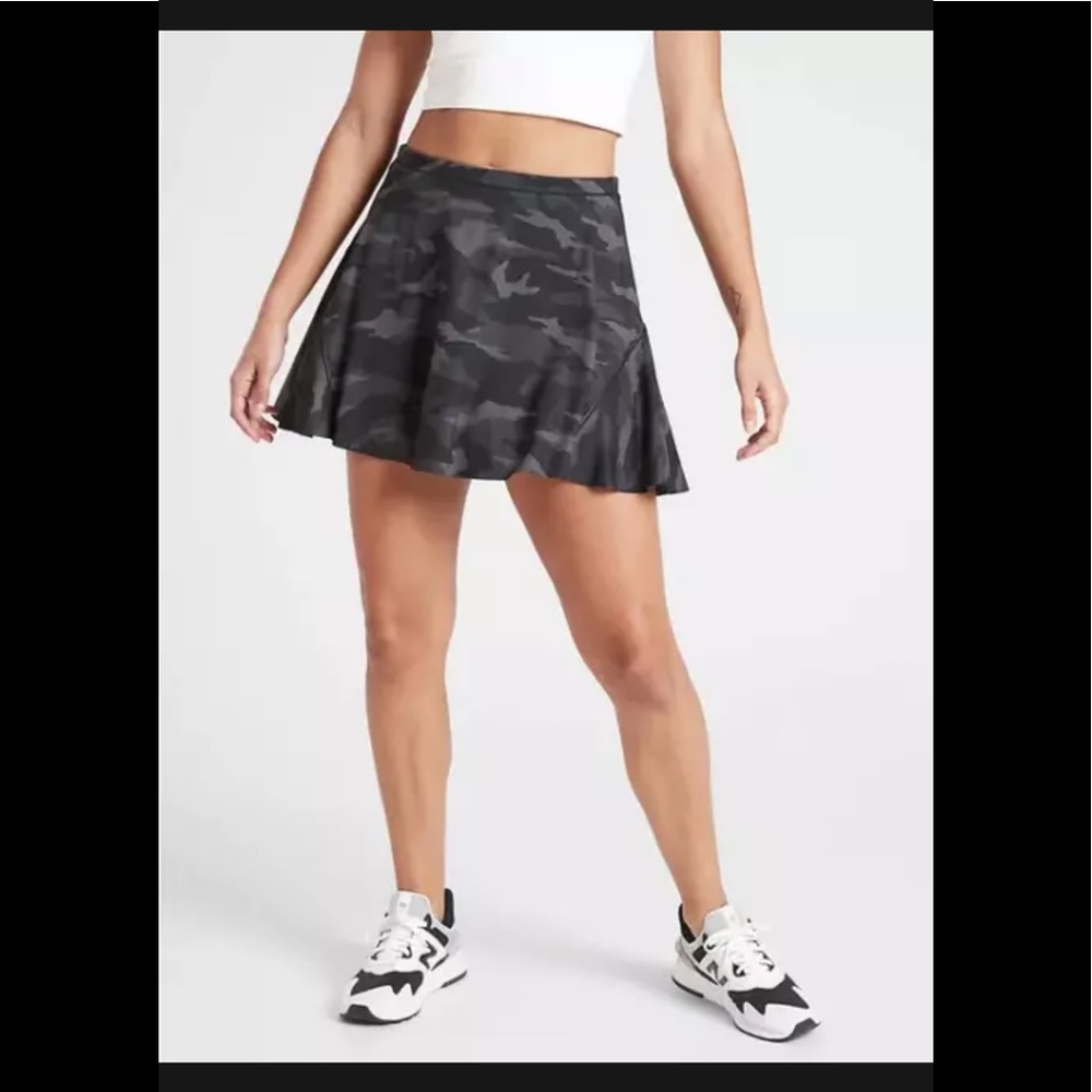 Athleta tennis skirt